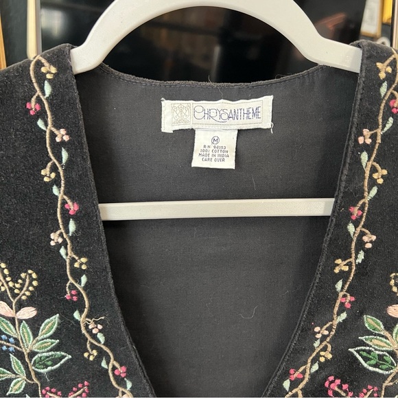Vintage Velvet Embroidered Vest Medium - Picture 4 of 5